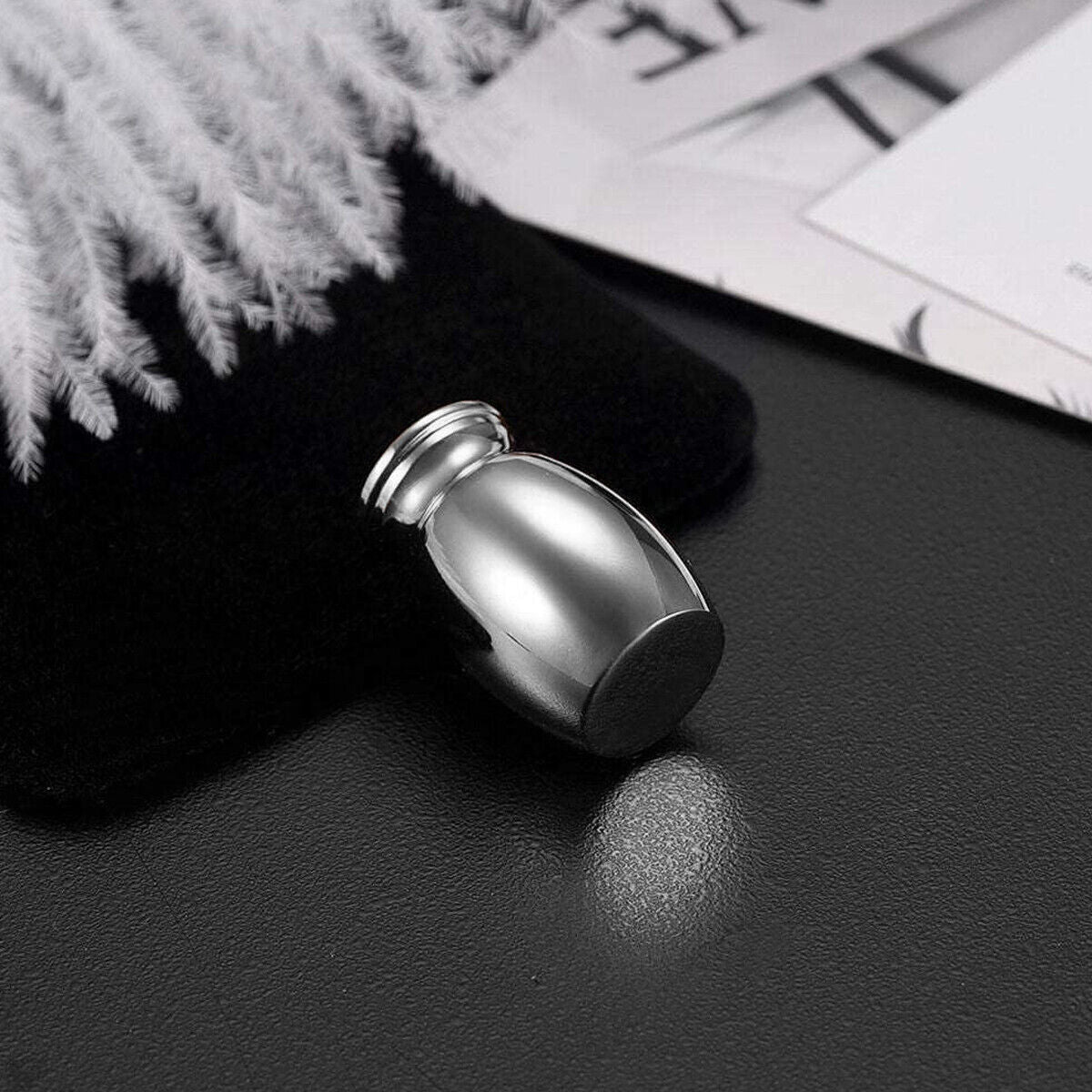 Small Pet Memorial Urn Ashes Holder Keepsake Box for Dog Cat Cremation Funeral