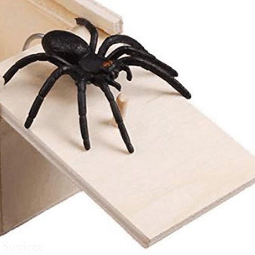 Funny Scare Box Wooden Prank Spider Hidden In a Case Joke Toy Halloween Gift BK