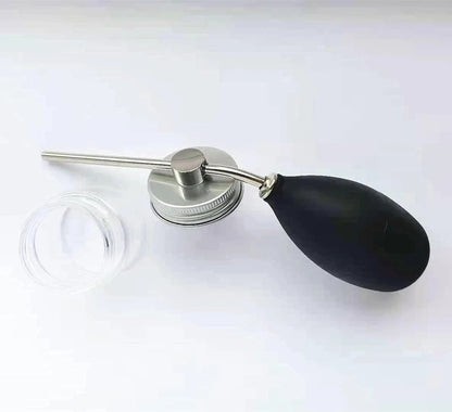 Diatomaceous Earth Bulb Duster Applicator Powder Dispenser Garden Puffer Duster
